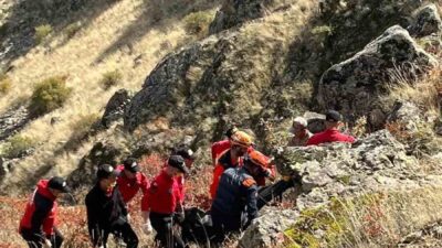 Erzurum’un Pazaryolu ilçesinde 75 yaşındaki Gülkız Kurt’tan dün gece saatlerinde