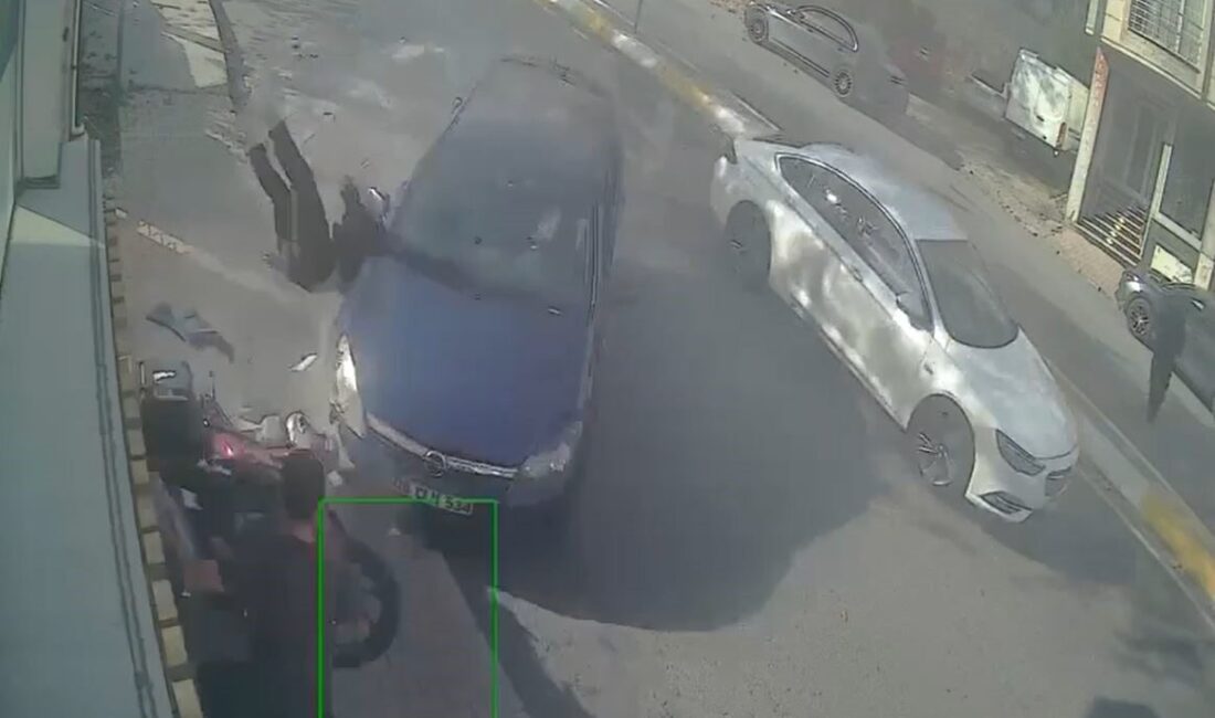 Esenyurt ilçesinde bulunan Yıldırım Beyazıt Caddesi, her gün yaşanan kazalarla