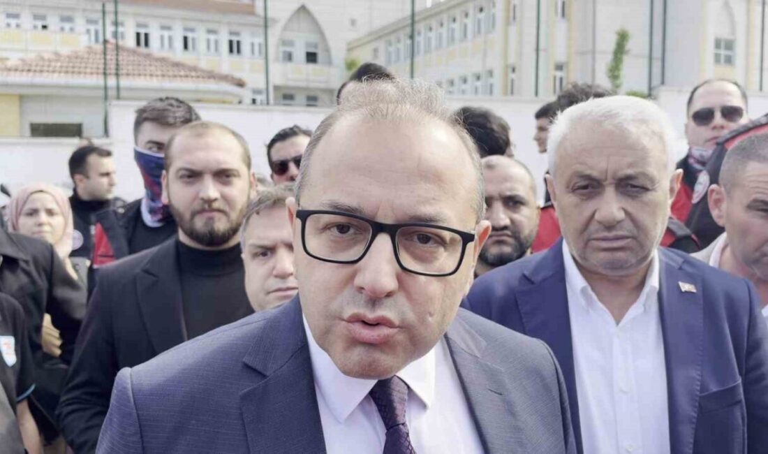 Esenyurt Sezai Karakoç Anadolu Lisesi’nde yaşanan bir olayda, iki öğrenci