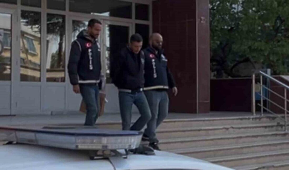 Kırıkkale’de bir adam, eski eşinin evini tehditler savurarak ateşe verdi