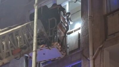 Eskişehir’in Odunpazarı ilçesinde, 74 yaşındaki bir adamın 3. kattaki dairenin