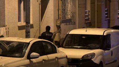 Eskişehir’in Odunpazarı ilçesinde ziyaretçi olarak bulunan Osman K. evde bıçaklanarak