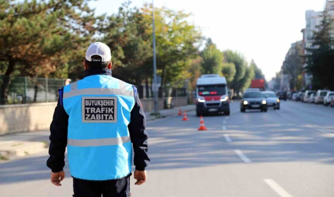 Eskişehir’de, Eskişehir Büyükşehir Belediyesi Zabıta Dairesi Başkanlığı trafik zabıta ekipleri,