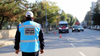 Eskişehir’de, Eskişehir Büyükşehir Belediyesi Zabıta Dairesi Başkanlığı trafik zabıta ekipleri,