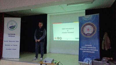 Eskişehir’de polis ekipleri, öğrencilere siber suçlar hakkında bilgi verdi. Siber