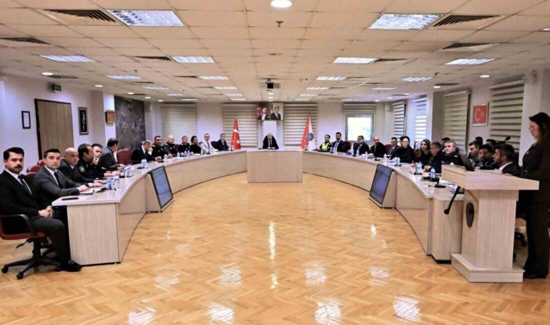 Eskişehir’de, 2026-2027 akademik yılında okullarda alınacak güvenlik önlemleri değerlendirildi. İl