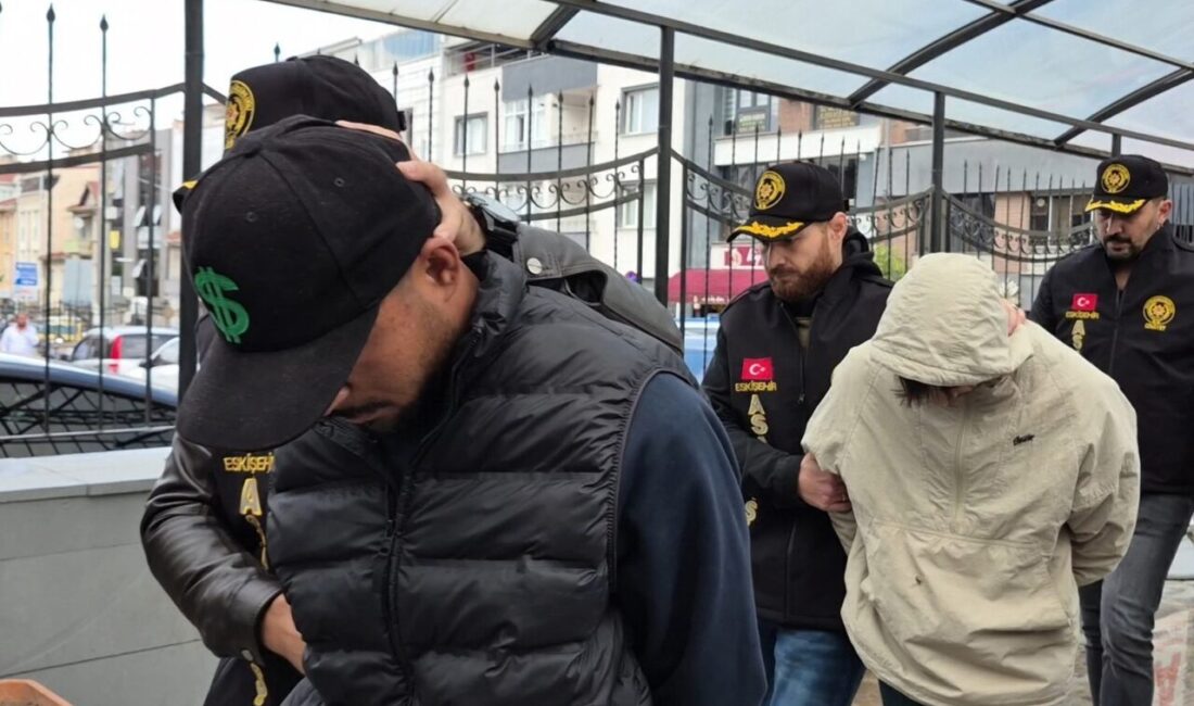 Eskişehir’in Odunpazarı ilçesinde meydana gelen silahlı çatışmada 2 kişi hafif