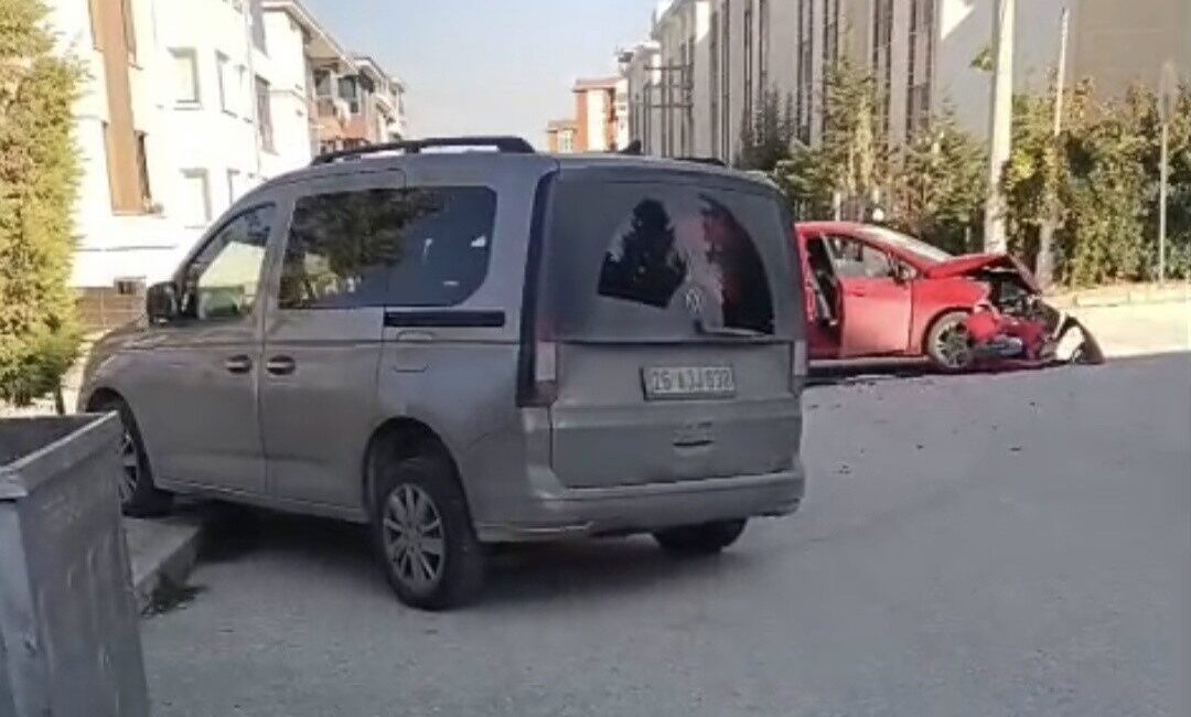 Eskişehir’deki bir kaza, bir ticari aracın bir otomobile çarpması sonucu