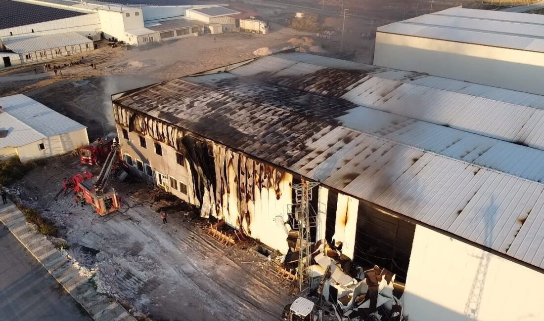 Emirdağ ilçesindeki Organize Sanayi Bölgesi’nde bulunan bir gıda fabrikasında meydana