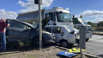 Çanakkale’de meydana gelen trafik kazasında, freni patlayan bir tankerin 4