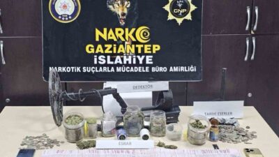 Gaziantep’in İslahiye ilçesinde bir adreste yapılan aramalarda tarihi eser olduğu