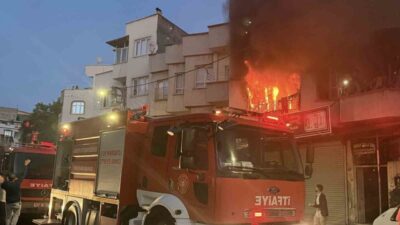 Gaziantep’in Nizip ilçesinde bir evde çıkan yangında, içeride bulunanlar son