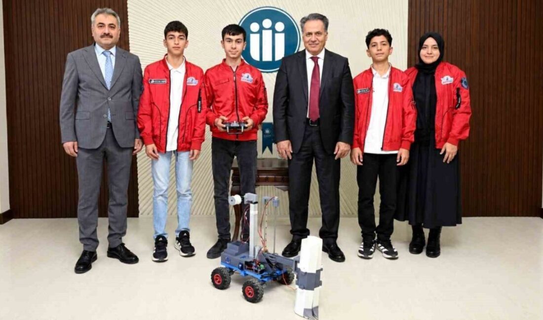 Pütürge Robotik Kulübü öğrencileri, TEKNOFEST 2026’da Türkiye 4’üncüsü olan Pütürge