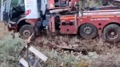 Gercüş ilçesinde bir vinç sürücüsü, Bağlarbaşı Mahallesi’nde kontrolden çıkarak şarampole