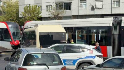Güngören ilçesinde meydana gelen trafik kazasında, ters yönden dönüş yapan