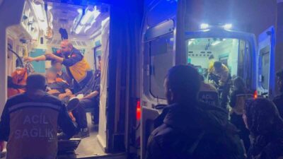Hakkâri’de düzensiz göçmenleri taşıyan minibüsün kontrolden çıkarak dereye uçması sonucu