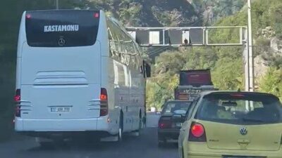 Karabük’te bir yolcu otobüsü, Karabük-Yenice kara yolunda hatalı sollama yaparak