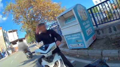 İzmir’in Bayraklı ilçesinde, bir yaya köprüsünden motoruyla hızla yola atlayan