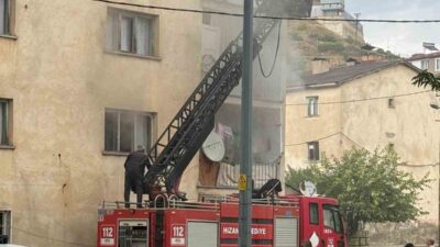 Hizan ilçesindeki bir evde meydana gelen yangın büyük endişeye yol