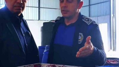 Hatay’da, Antakya Belediyesi zabıta ekipleri, Güzelburç Mahallesi’nde bulunan bir depoda,