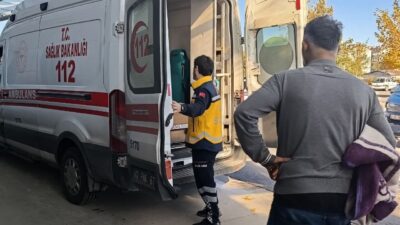 Konya’nın Beyşehir ilçesinde, bir apartmanın ikinci katından zemine düşen 68