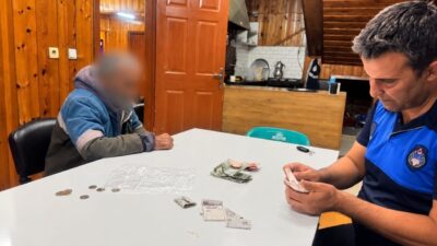 Adıyaman Belediyesi Zabıta Müdürlüğü ekipleri, kent genelinde dilencilikle mücadele kapsamında