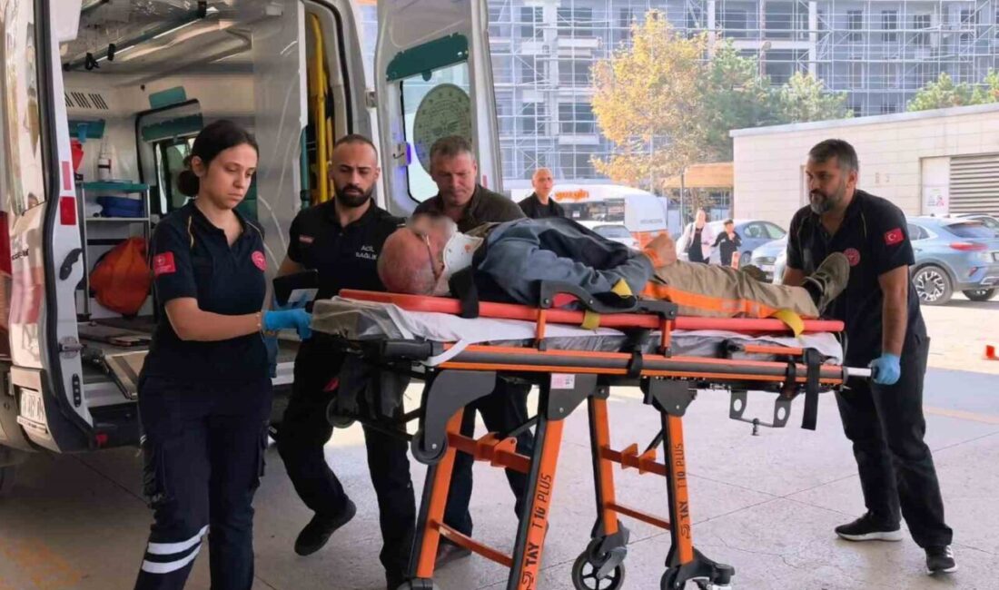 Bursa’nın İnegöl ilçesinde bir işyerinin çatısında çalışırken dengesini kaybeden 65