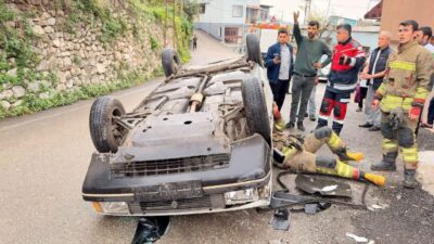 Hatay’ın İskenderun ilçesinde takla atarak ters dönen otomobilin sürücüsü yaralandı.