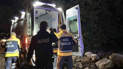 Sütçüler ilçesindeki Yazılı Kanyon’da mahsur kalan İHH gönüllülerinden üçü kurtarıldı.