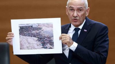 Slovenya Başbakanı Janez Jansa, Gazze’de soykırım olmadığını kanıtlamaya çalışırken yaşadığı