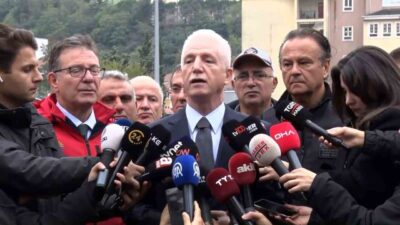 İstanbul Valisi Davut Gül, İstanbul’da 6 kişinin hayatını kaybettiğini, 1