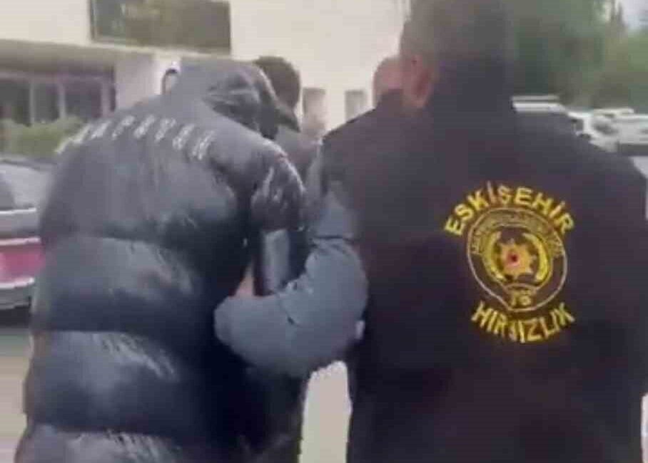 Eskişehir’de polis ekipleri tarafından yapılan dikkatli çalışmalar sonucunda, farklı işyerlerinden