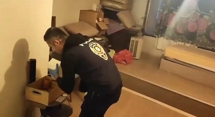 İzmir merkezli 4 ilde gerçekleştirilen operasyonda, yurt dışı kaynaklı internet