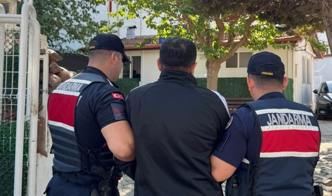 İzmir’in Güzelbahçe ilçesinde, farklı suçlardan toplamda 10 yıl 10 ay