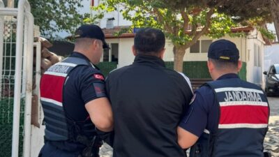 İzmir’in Güzelbahçe ilçesinde, farklı suçlardan toplamda 10 yıl 10 ay