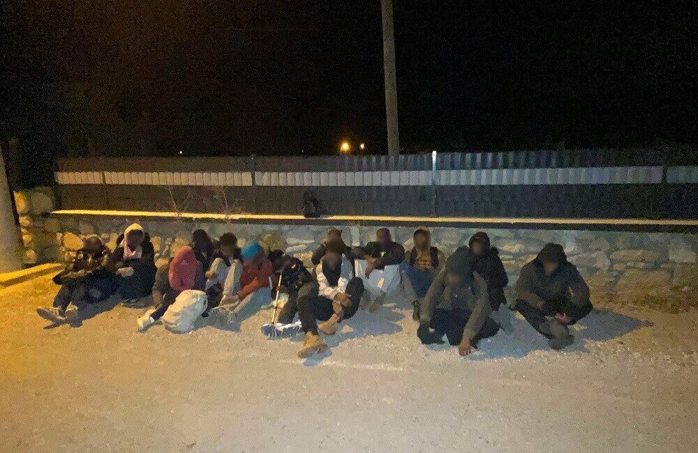 İzmir’in Urla ilçesinde Sahil Güvenlik ve jandarma ekipleri tarafından ortaklaşa