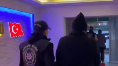 Bornova ilçesindeki bir operasyon sonucunda, 32 ayrı dolandırıcılık suçundan toplamda