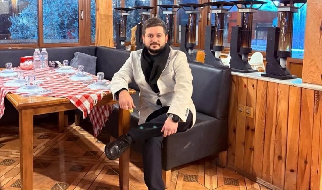 İzmir’in Buca ilçesindeki bir restoranda, iş yeri sahibi ile müşteri