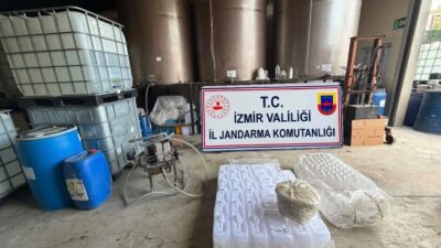 İzmir’in Bornova ilçesinde bir iş yerine düzenlenen operasyonda 21 bin