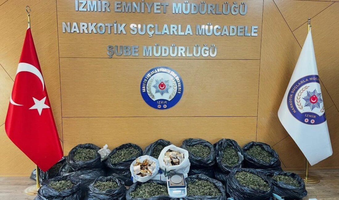 İzmir’de gerçekleştirilen eş zamanlı uyuşturucu operasyonunda, İzmir merkezli olmak üzere