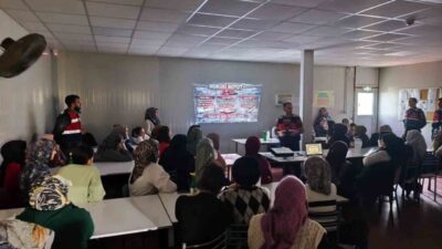Afyonkarahisar İl Jandarma Komutanlığı, Sinanpaşa ilçesinde 113 vatandaşa uyuşturucuyla mücadele