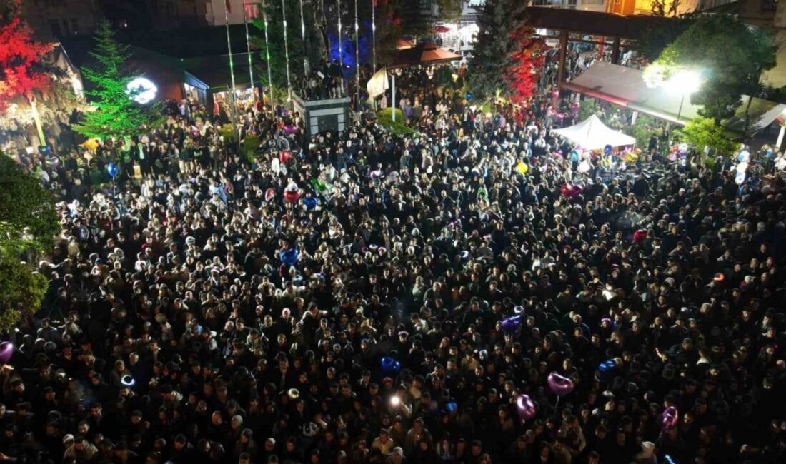 Kaman ilçesinde düzenlenen 35. Kaman Ceviz Festivali’nde gerçekleştirilen konserler büyük