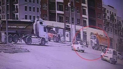 Hatay’da hafriyat kamyonunun altında kalan 48 yaşındaki motosiklet sürücüsünün can