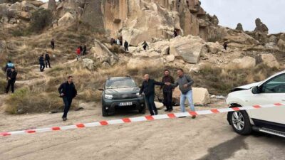 Nevşehir’in Göreme beldesinde çöken peribacasında kayalıkların altında kalarak hayatını kaybedenlerin