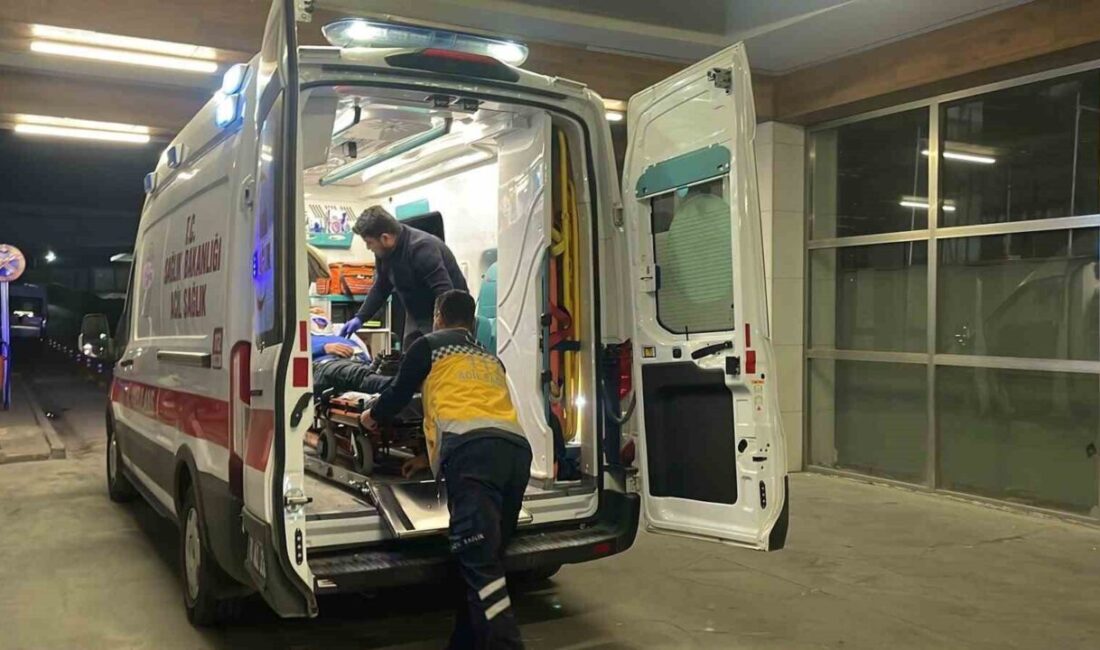 Karaman ilinde bir sürücü, rahatsızlanan babasını ambulansa bıraktıktan sonra hastaneye