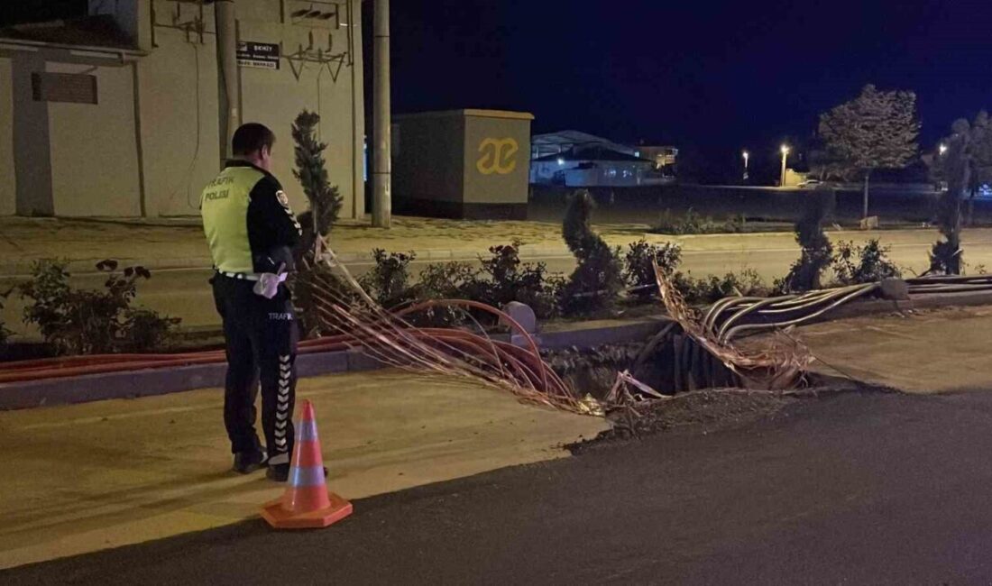 Karaman’da, Mümine Hatun Mahallesi Şehit Hamza Çetin Bulvarı’nda meydana gelen