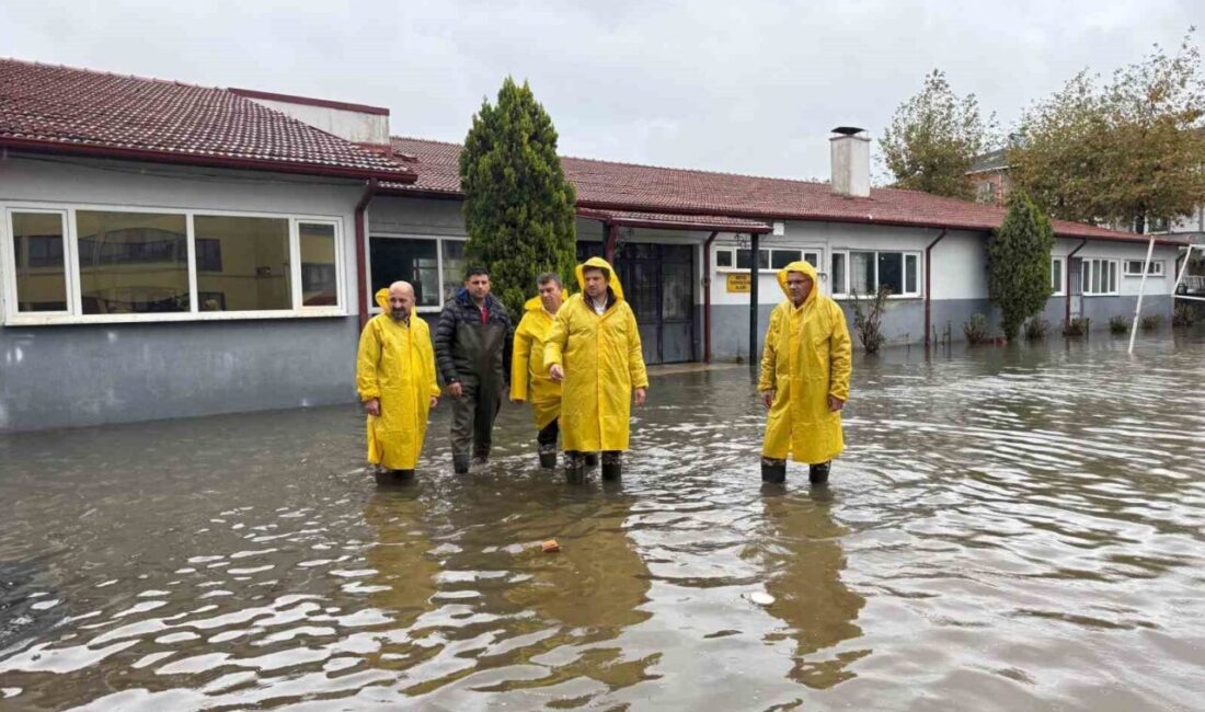 Karasu ilçesinde meydana gelen sel ve şiddetli yağışların ardından eğitim