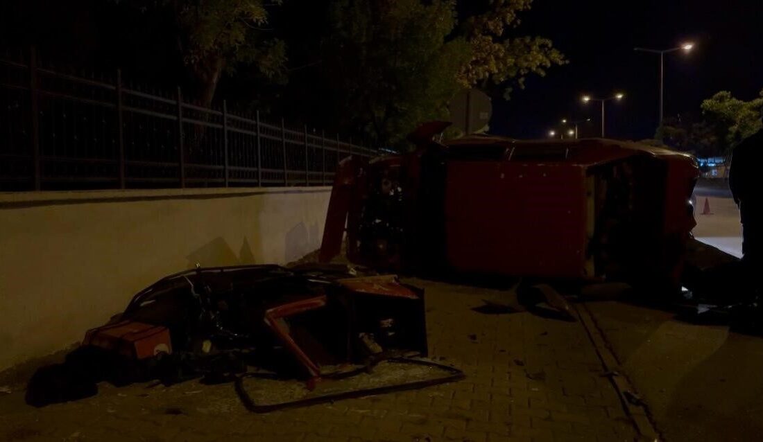 Melikgazi ilçesindeki bir trafik kazasında, otomobil refüjü aşıp karşı şeride