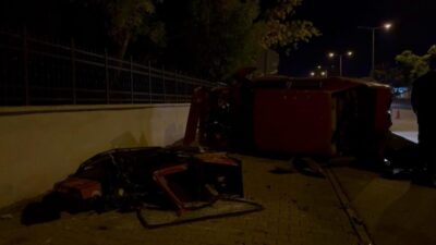 Melikgazi ilçesindeki bir trafik kazasında, otomobil refüjü aşıp karşı şeride