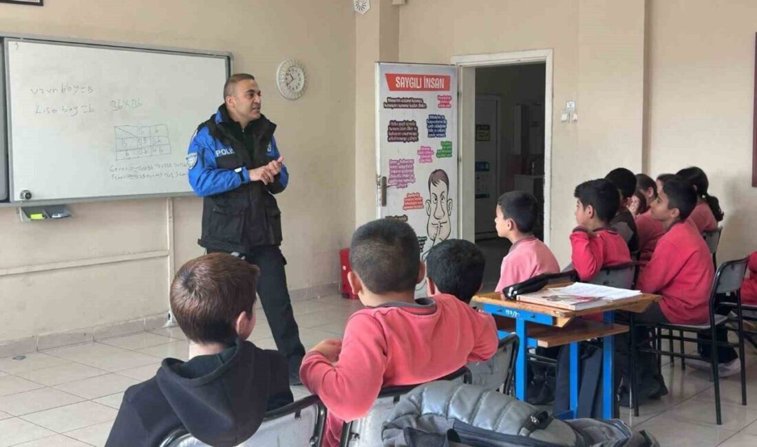 Kars Emniyet Müdürlüğü ekipleri, Dikme Köyü Hacı Yasemen Yılmazel Ortaokulu